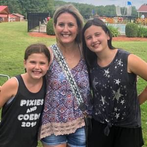 Meet your Posher, Lori